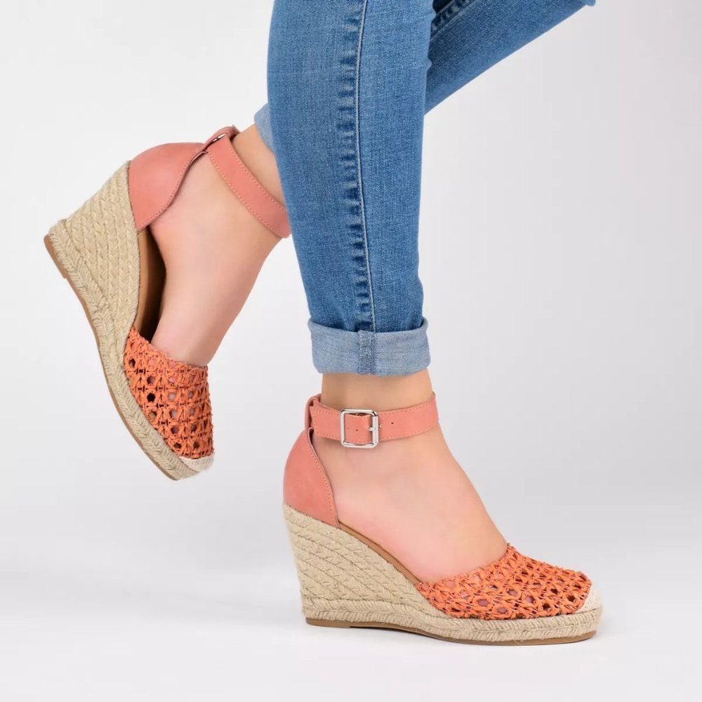 Journee Collection Womens Sierra Wedge Heel Espadrille Sandals (Pink, Size 7)